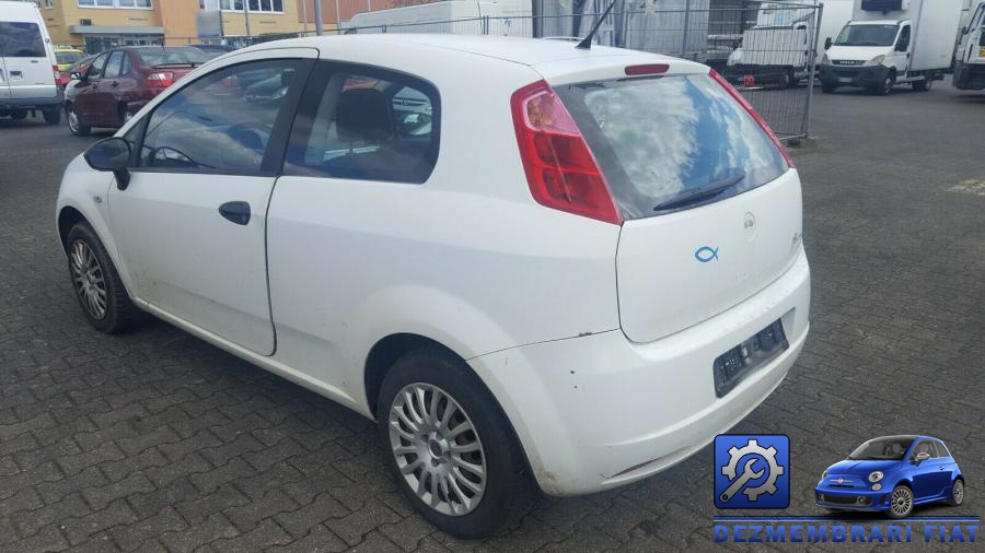 Luneta fiat grande punto 2009