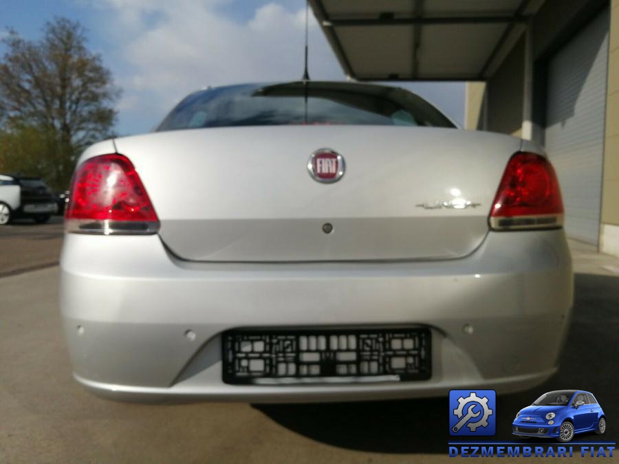 Luneta fiat linea 2009